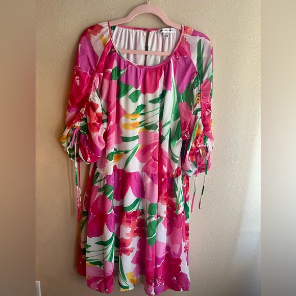 Bright Pink Floral Tiered Casual Dress with Green Accents - Women's - Picture 2 of 9